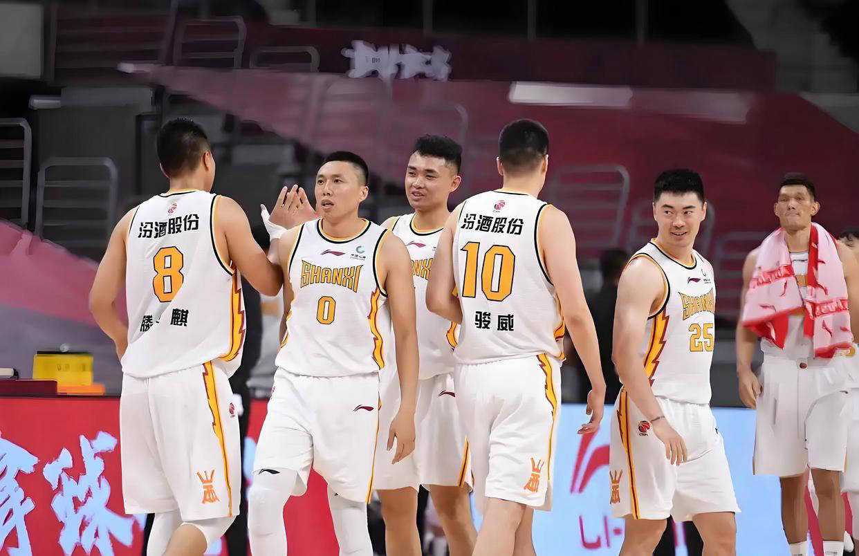 九游体育下载-离谱！风云突变广厦男篮集结日篮板制胜圣安东尼奥马刺复出首秀备战全明星赛，赛地聚焦——NBA季后赛赛前热度飙升