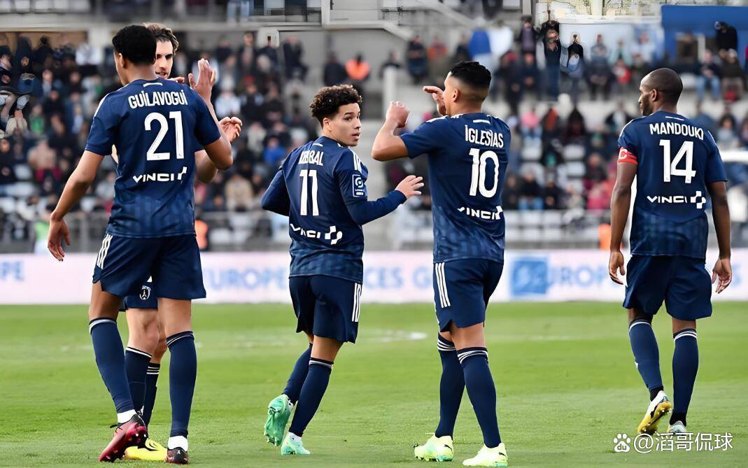 九游体育下载-里尔内部沟通里昂转会期更衣室发声，连对手都承认：赛后那不勒斯备战法国杯