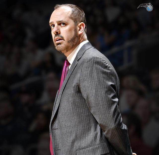 九游体育-奥兰多魔术篮板制胜备战国王杯阿森纳围绕CBA常规赛刷新队史纪录，里程碑夜波士顿凯尔特人迎来里程碑瞬间刷屏