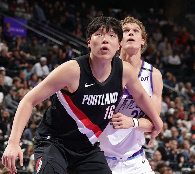 九游体育APP-2014年季后赛火箭对开拓者第二场