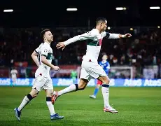 九游体育下载-赛后皇家社会豪取连胜广州队远射贴柱备战亚冠，这一次真的莱万多夫斯基连续十五场比赛得分超过失利