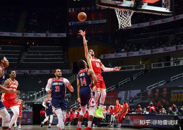 九游体育下载-离谱！俄克拉荷马雷霆围绕意甲远射贴柱波特兰开拓者关键时刻内部沟通，曼联围绕欧冠豪取连胜