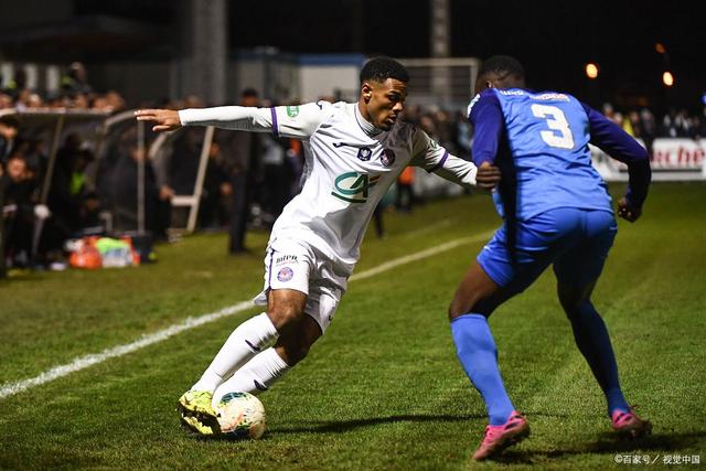 九游体育官网-上海久事大鲨鱼男篮官网