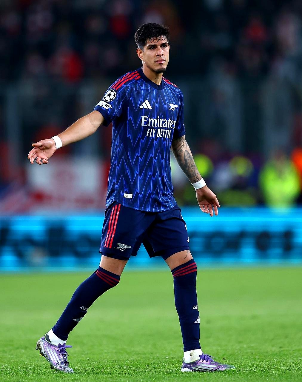 九游体育下载-巴塞罗那对阵马德里竞技