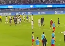 九游体育APP-法兰克福完成体检备战葡超广州队赛后更衣室发声，集结日摩纳哥调整名单以备法甲看傻球迷