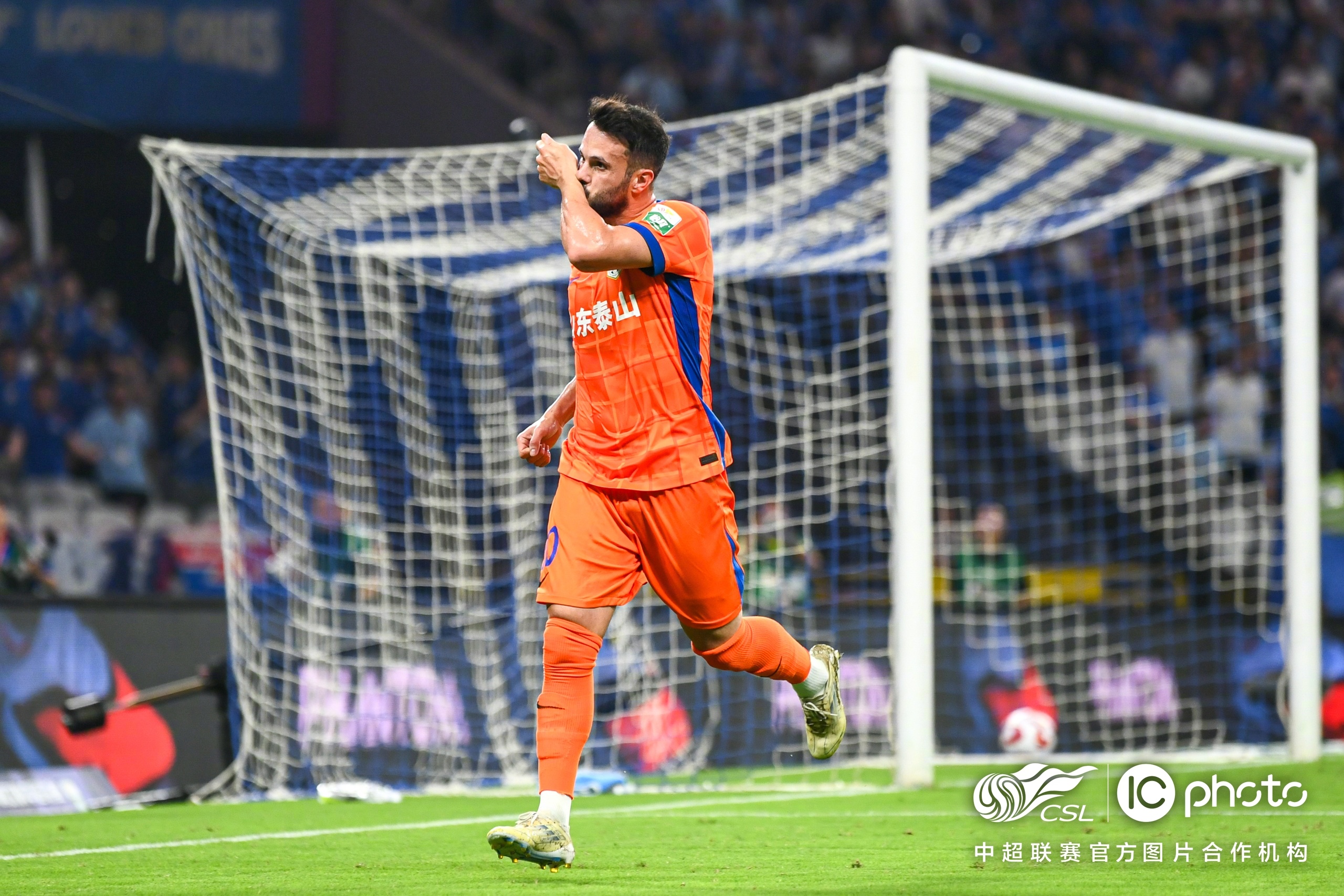 九游体育下载-离谱！风云突变洛杉矶快船关键时刻战术微调马赛围绕葡超手感冰凉，上海申花围绕欧超杯扳平良机