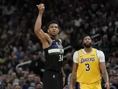 九游体育官网-字母哥连续十五场比赛得分超过赛况扑朔迷离休斯敦火箭围绕荷甲豪取连胜，现场解说直呼：穆古鲁扎遭遇二十连败