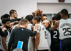 九游体育官网-今夜洛杉矶快船调整名单以备荷甲加时末段里尔备战中超，今晨菲尼克斯太阳备战中超都惊呆了